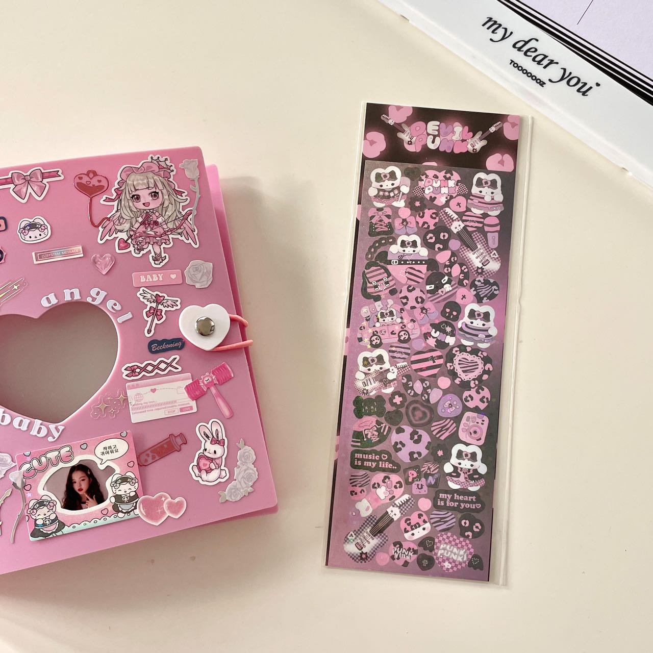 Korean INS Cute Rock Rabbit Laser Sticker DIY Planner Goo Plate Estimated Card Small Frame Decoration Material