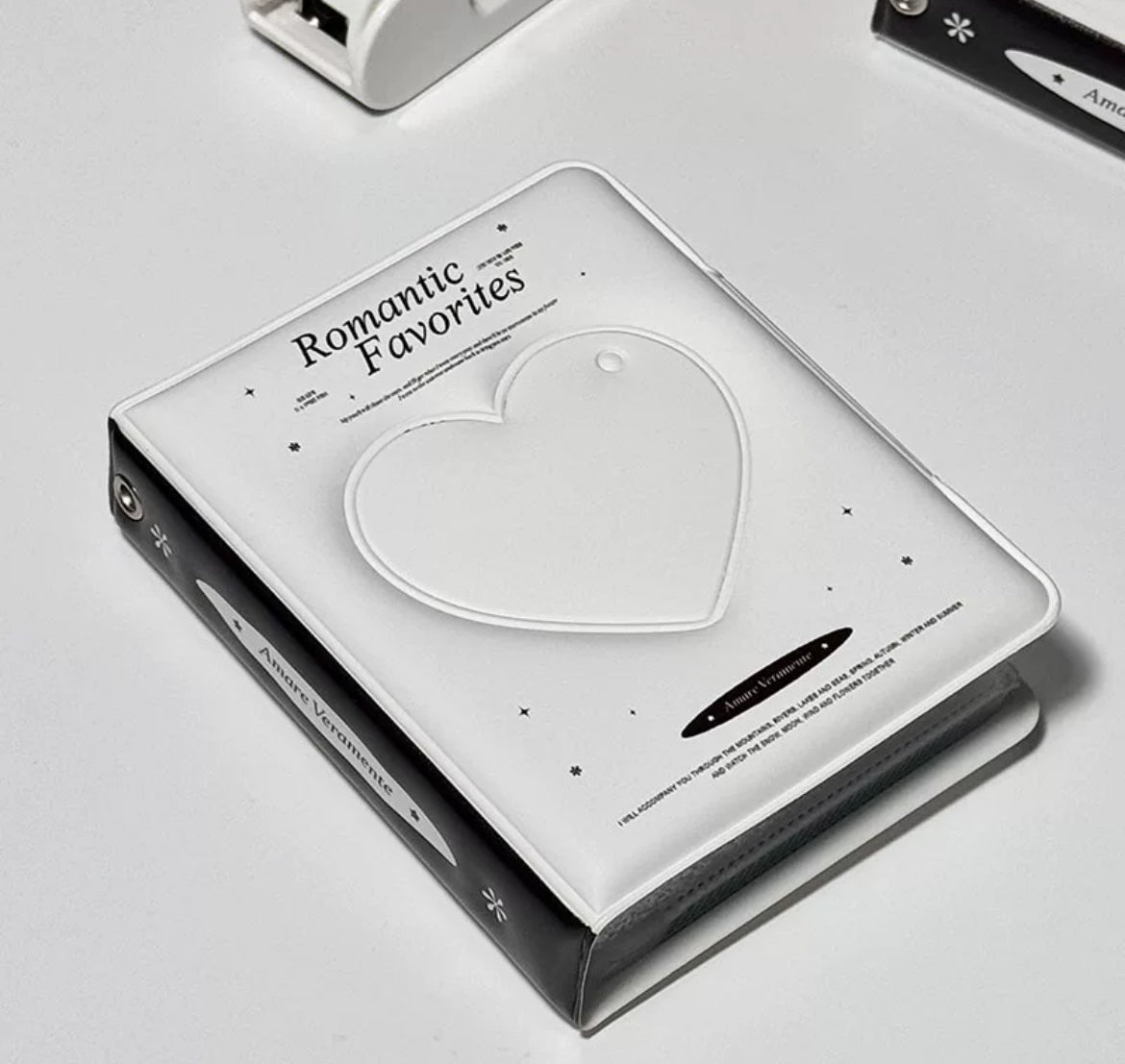 Exclusive original three-inch one-square card holder matte love model black and white series in stock