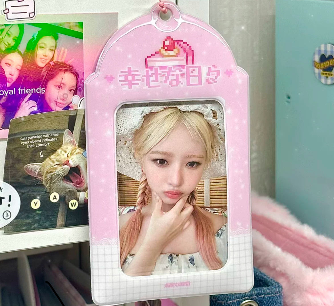Original cartoon graffiti 3-inch card holder small card cute protective cover campus card meal card holder pendant niche ins